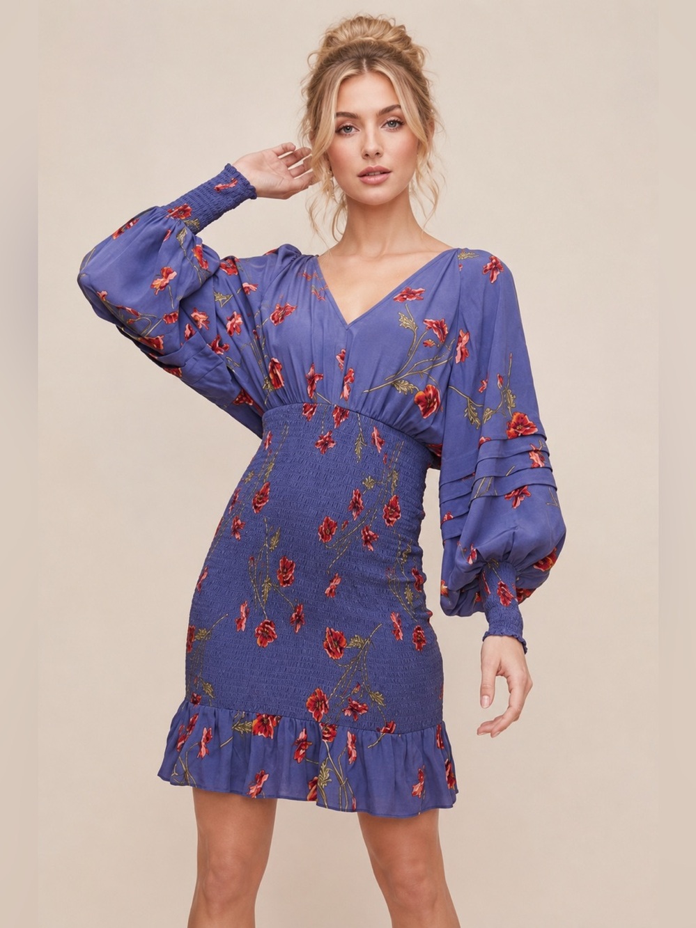 ASTR‎ The Label Women’s Small Blue Floral Smocked Mini Dress Balloon Sleeve